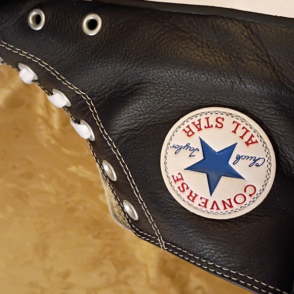 CONVERSE All Star Black Leather High-Top Sneakers Men's 9.5 Women's 11.5 - Picture 3 of 12